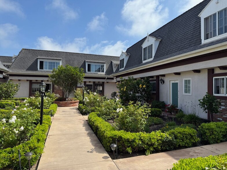 Building Photo - 8130 Redlands St