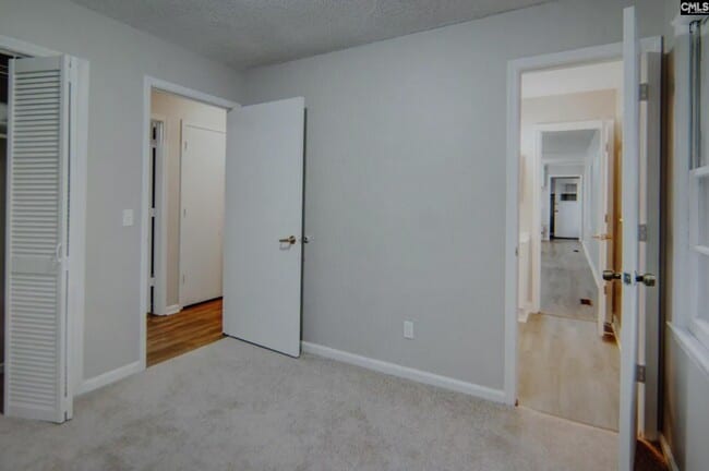 Building Photo - 2475 Drexel Dr