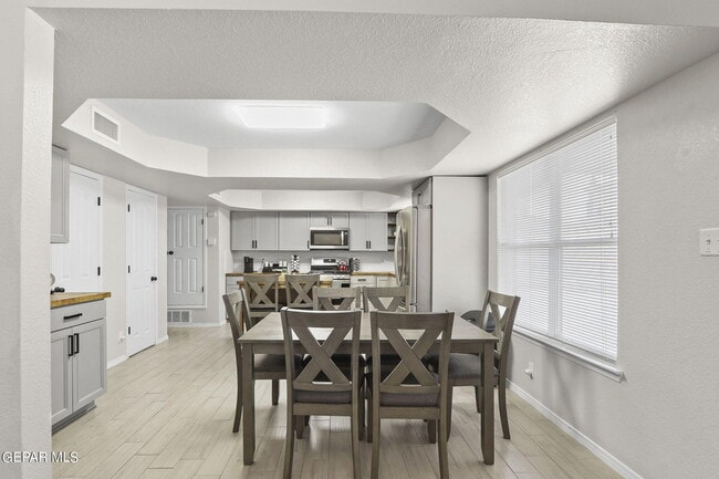 Building Photo - 5059 Crystal Sands Ct