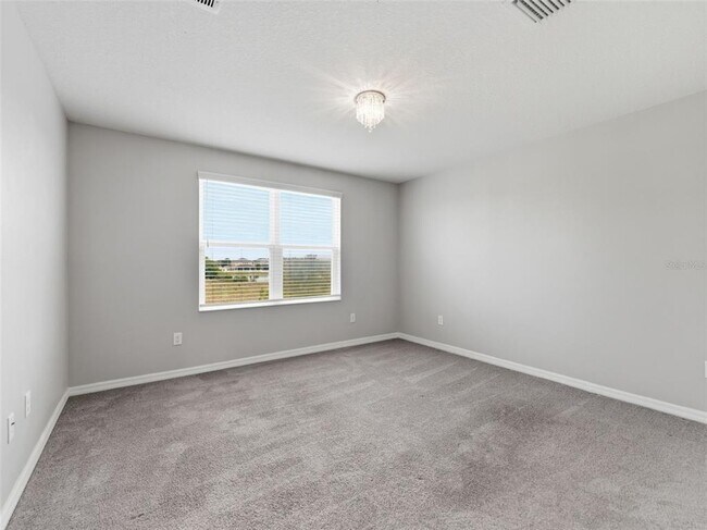 Building Photo - 7052 Grand Elm Dr