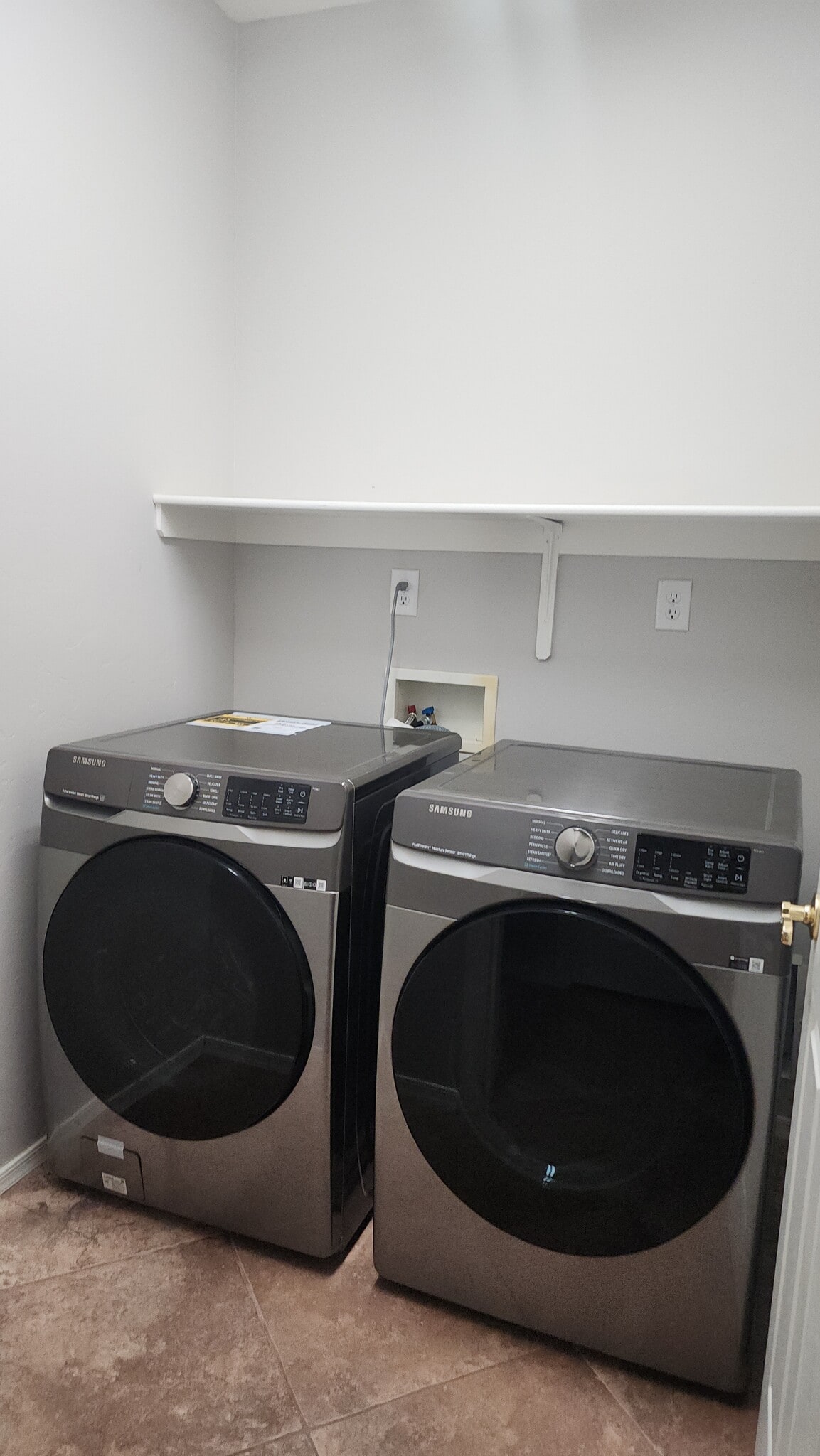 Laundry Room - 4815 E Silverpuffs Way