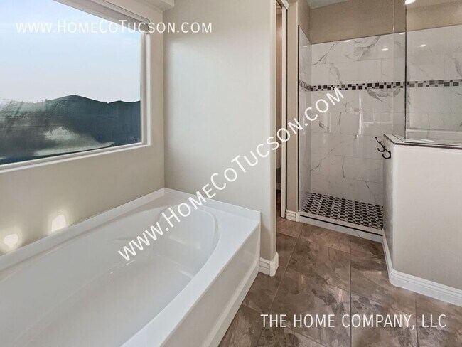 Building Photo - 9915 N Cardon Grande Trail