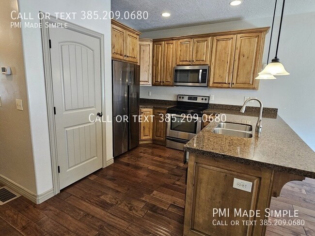 Building Photo - 10439 Sage Vista Way