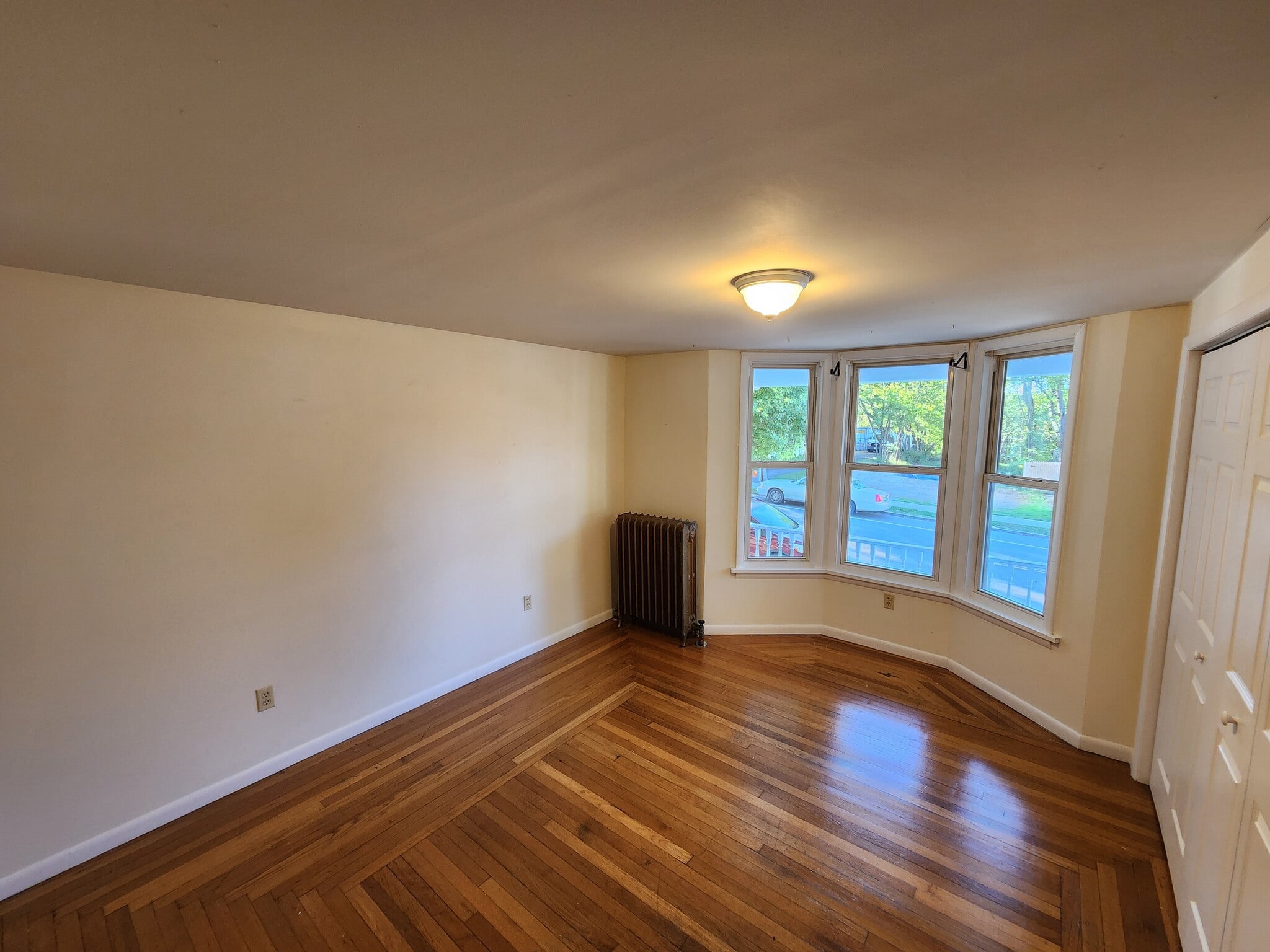 Building Photo - 95 3rd Ave