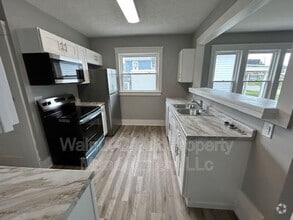 Building Photo - 841-841 Allison Ave