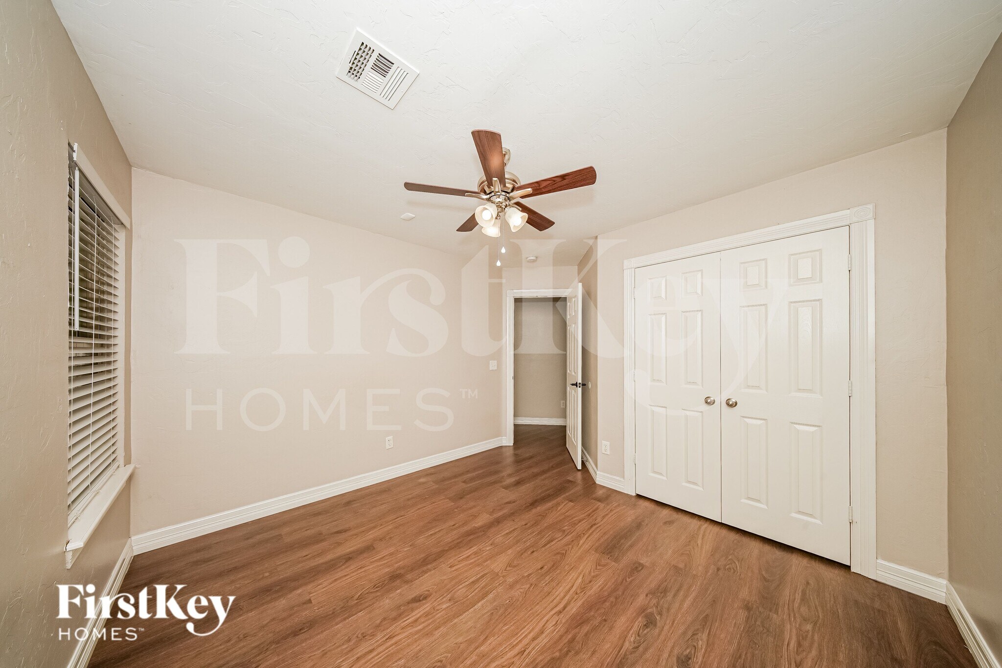 Building Photo - 17205 Vitoria Dr