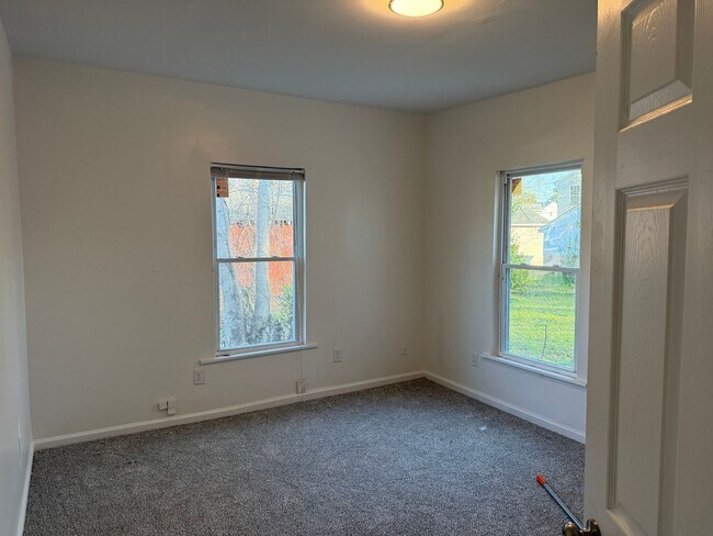 Building Photo - Single Family For Rent In Hampton