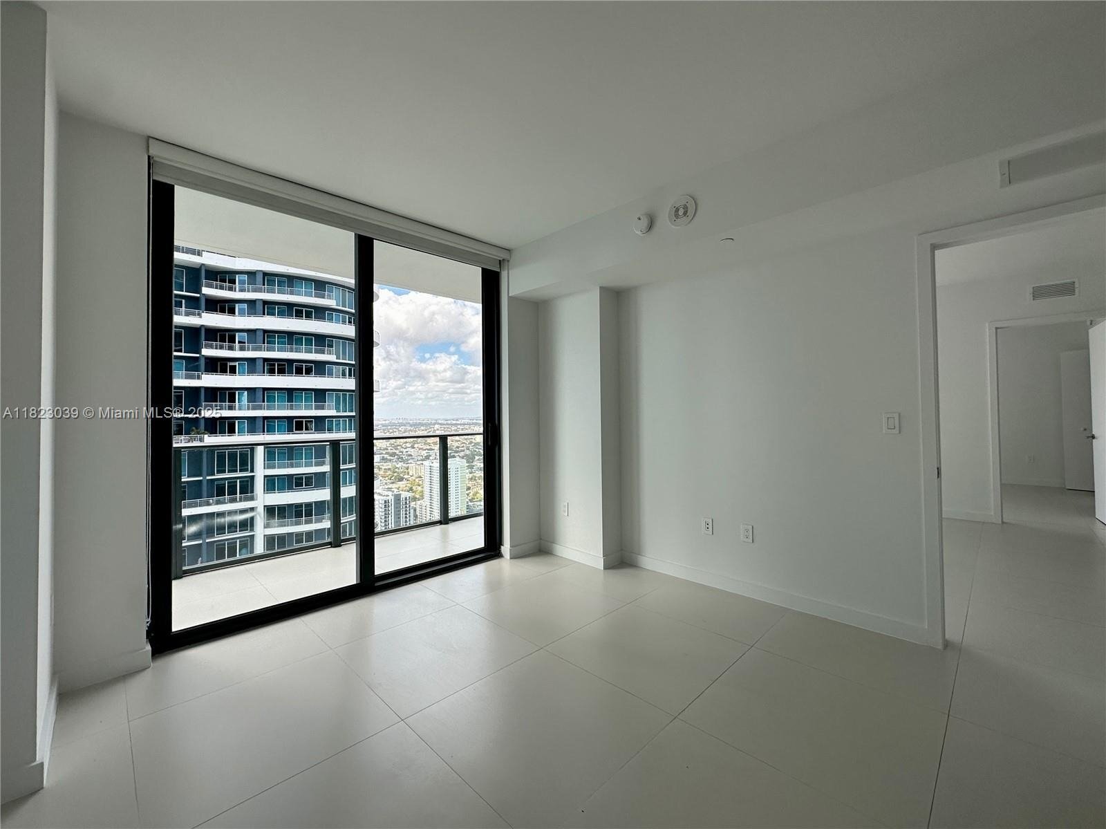 Building Photo - 1300 S Miami Ave