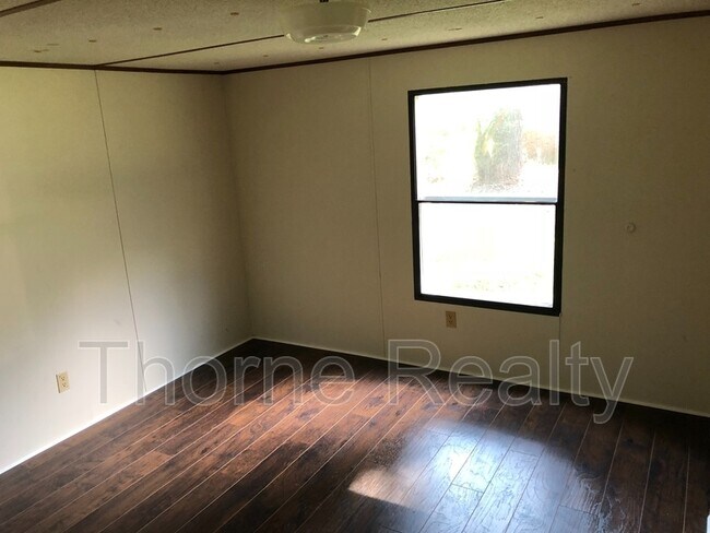 Building Photo - 502 W Pitt St