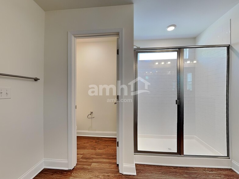 Building Photo - 17310 Alydar Commons Ln