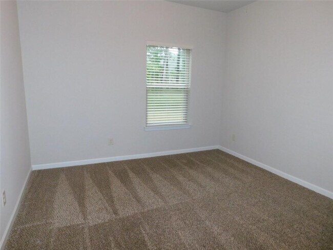 Building Photo - 3300 Mulberry Cv Wy