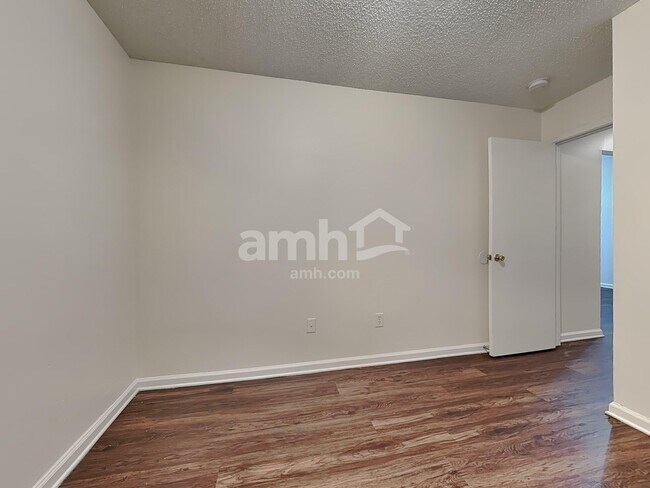 Building Photo - 3341 Side Out Ct