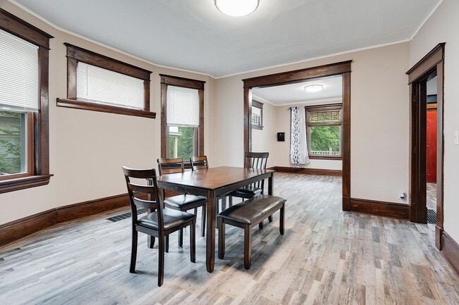 Dining Room - 519 Humboldt Ave
