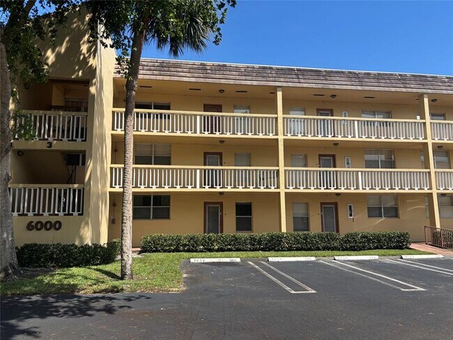 Building Photo - 6000 NW 64th Ave