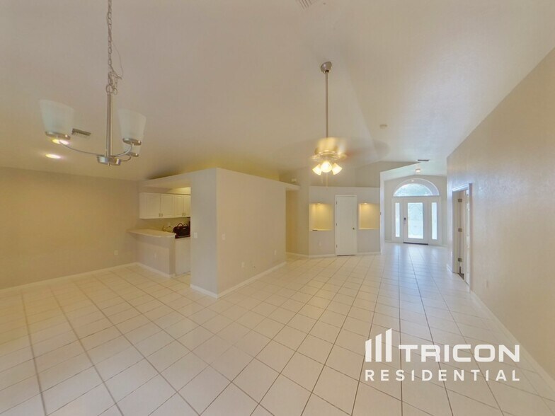 Building Photo - 184 Jennifer Dr