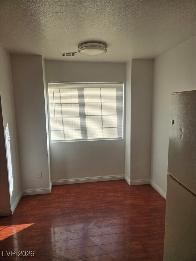 Building Photo - 4659 Krissylouise Way