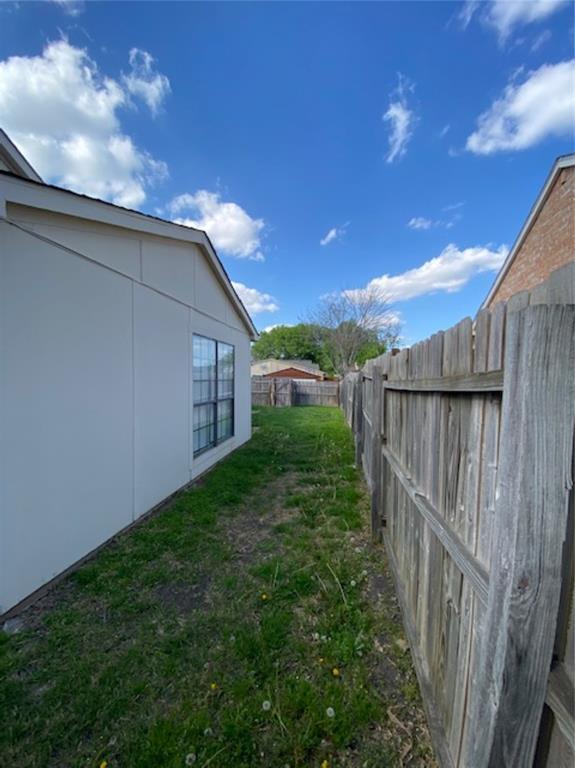 Building Photo - 4618 Nervin St