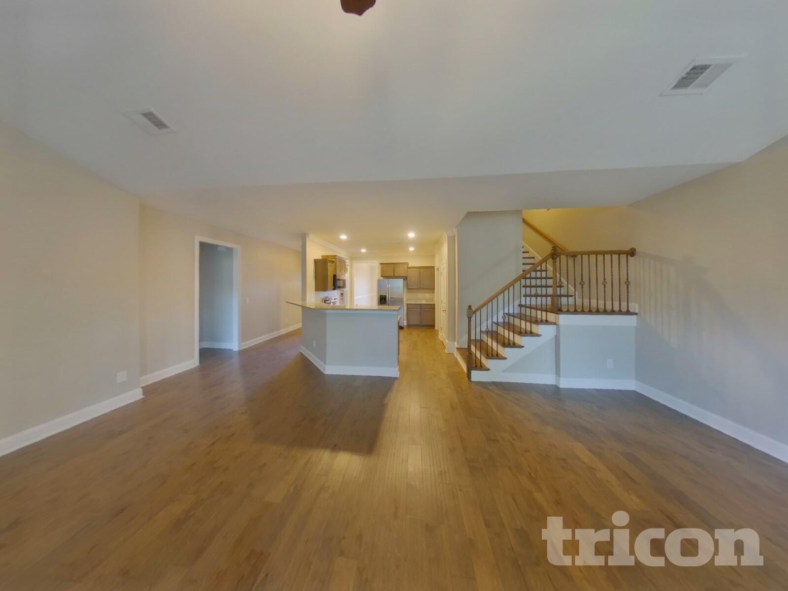 Building Photo - 5105 Cloverhill Dr
