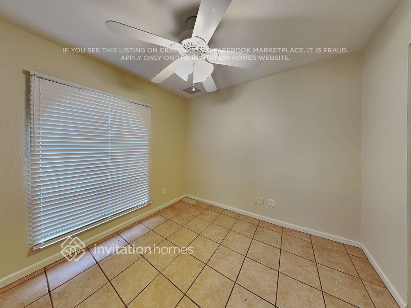 Building Photo - 18839 N 7th Dr