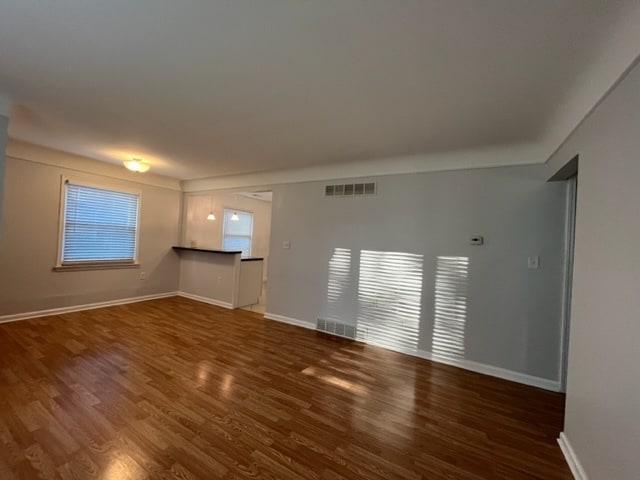 Building Photo - 220 S Manitou Ave