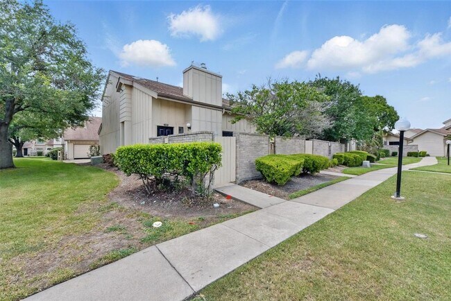 Primary Photo - 3126 Windchase Blvd