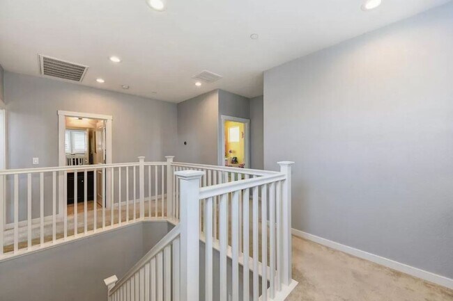 Building Photo - Gorgeous 4 Bedroom Patio Home in Rocklin