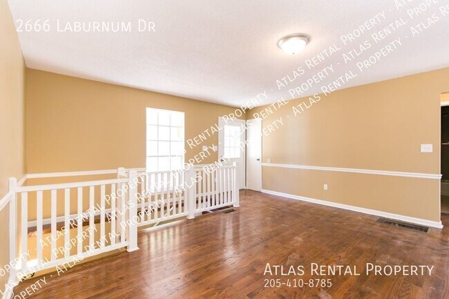 Building Photo - 2666 Laburnum Dr