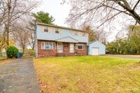 Building Photo - 345 Lincoln Blvd