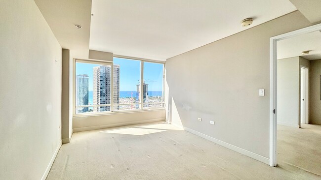 Building Photo - Gorgeous Views from HIGH-FLOOR 2 BED 2 BAT...