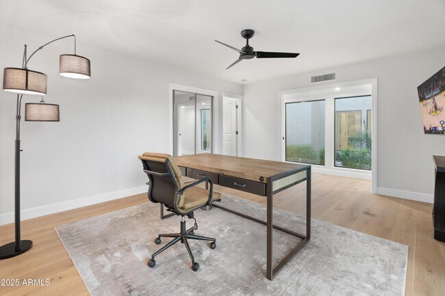 Building Photo - 8556 N 84th St