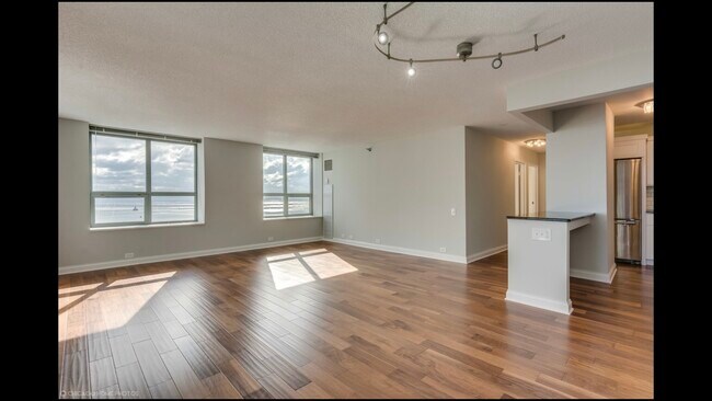 Building Photo - 474 N Lake Shore Dr