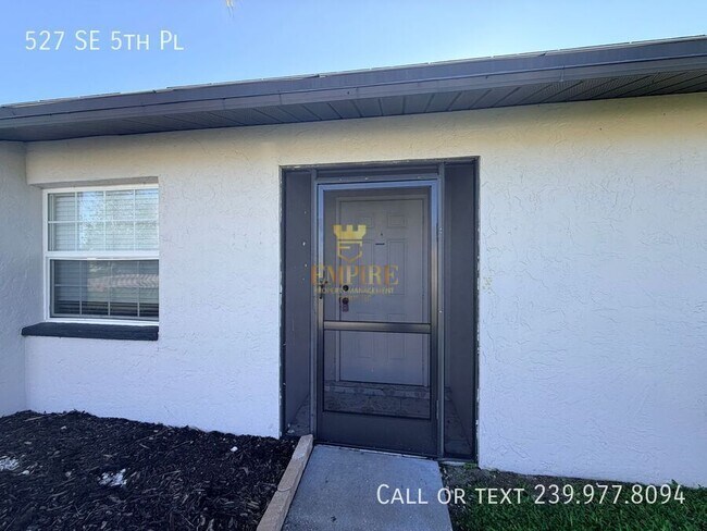 Building Photo - 527 SE 5th Pl