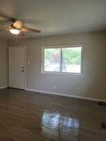 Building Photo - 6207 E 12th St