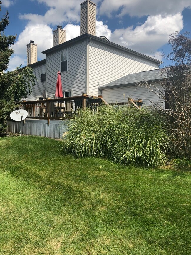 Building Photo - 229 MACANDREWS WAY