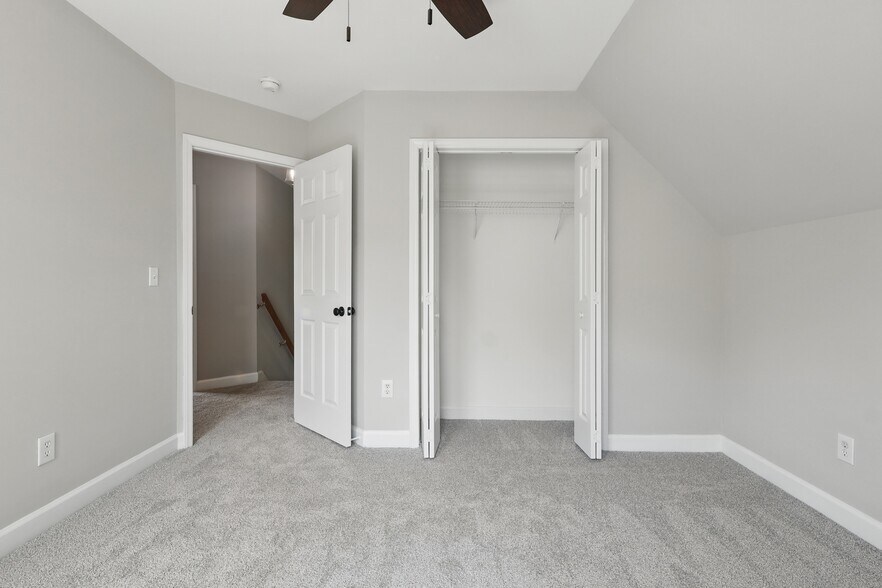 Building Photo - 4418 Gallatree Ln