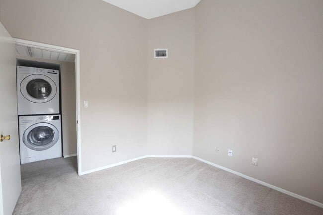 Building Photo - 19808 Sandpiper Pl