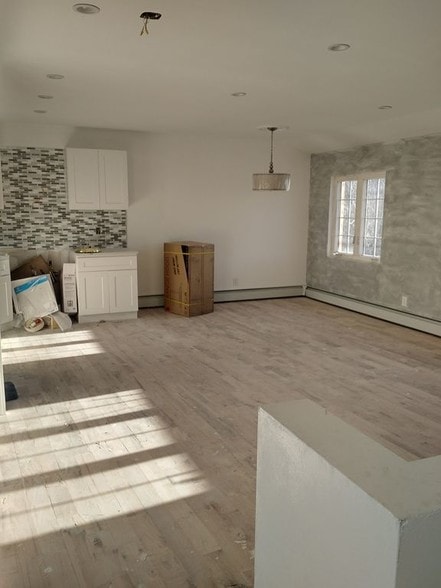 Building Photo - 9001 Farragut Rd