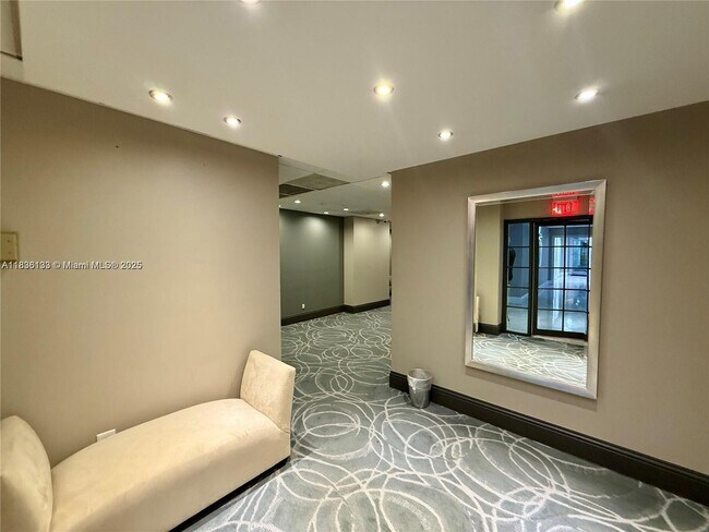 Building Photo - 770 Claughton Island Dr