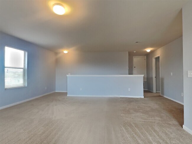 Building Photo - 1811 Artem Ct