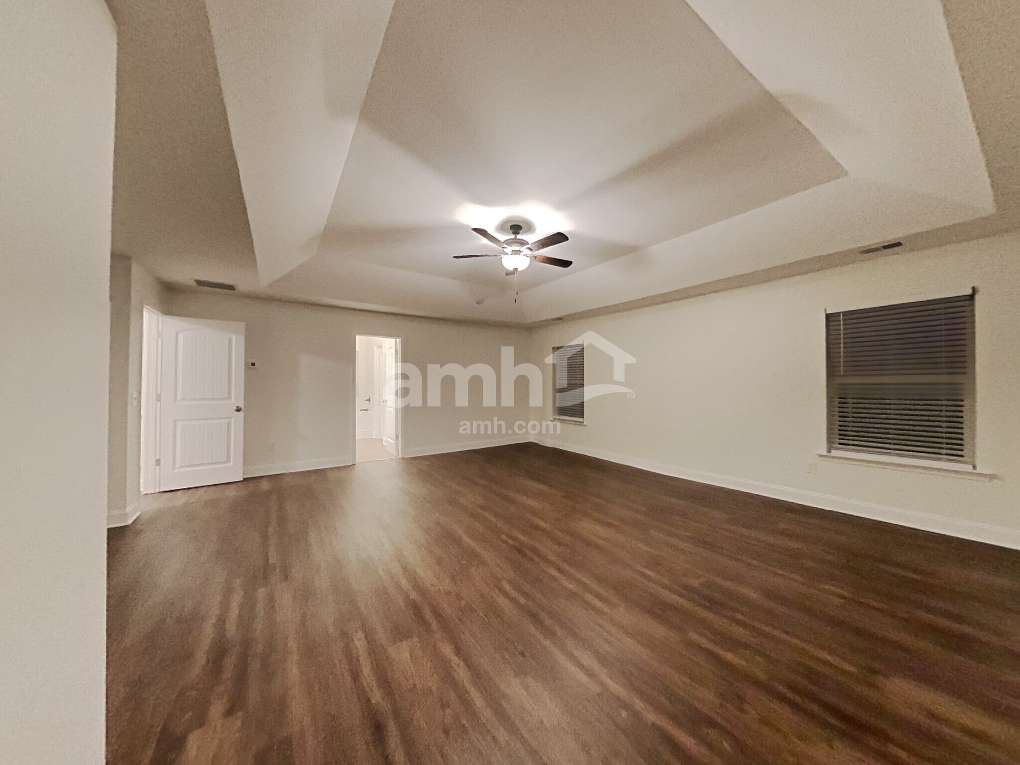 Building Photo - 6170 Oriole Ln