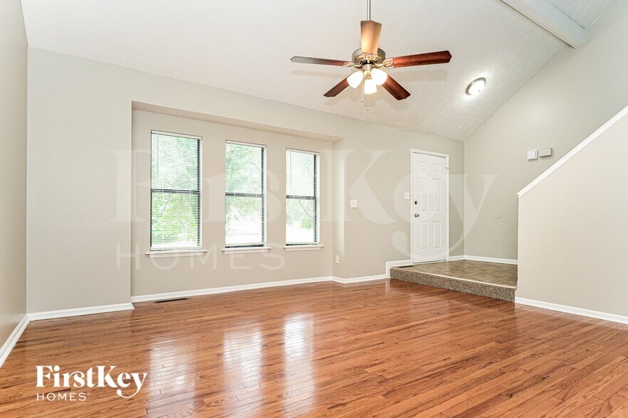 Building Photo - 3440 Dogwood Pl