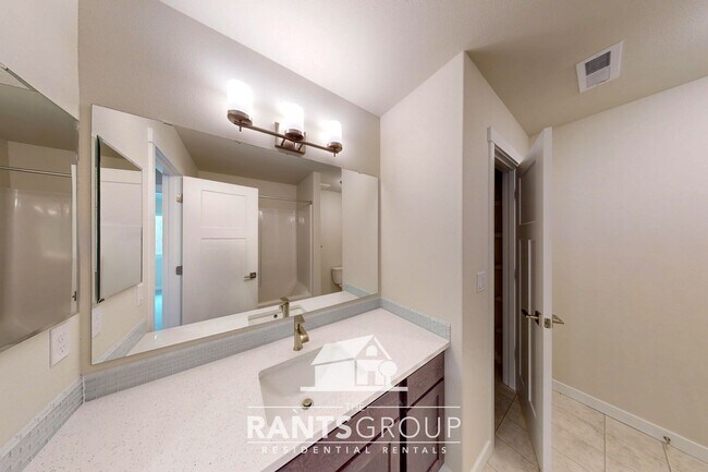 Building Photo - Brand New Home! Beautiful Steilacoom Ridge Home! Easy freeway access!