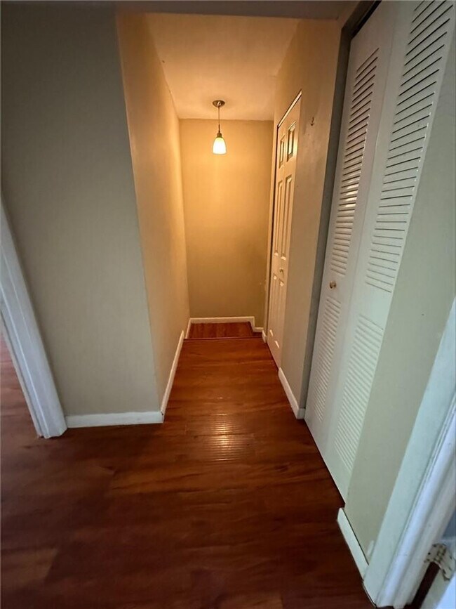 Building Photo - 5614 Blueberry Ct