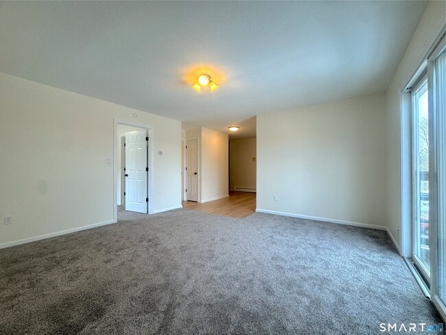 Building Photo - 666 Broad St