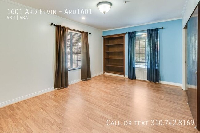 Building Photo - 1601 Ard Eevin Ave