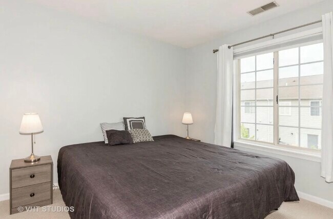 Building Photo - 1812 Whirlaway Ct