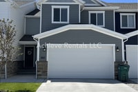 Building Photo - Midland Square Townhome | Located Near Parks, Schools, & More