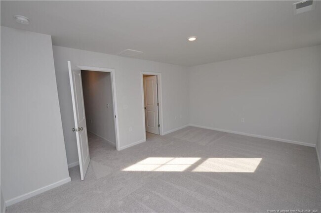 Building Photo - 1009 Shoreside Dr