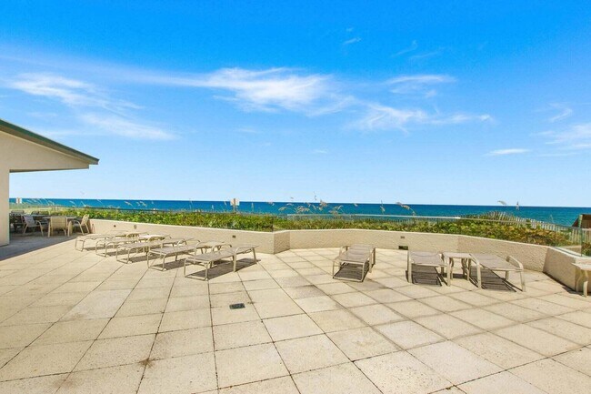 Building Photo - 5510 N Ocean Dr