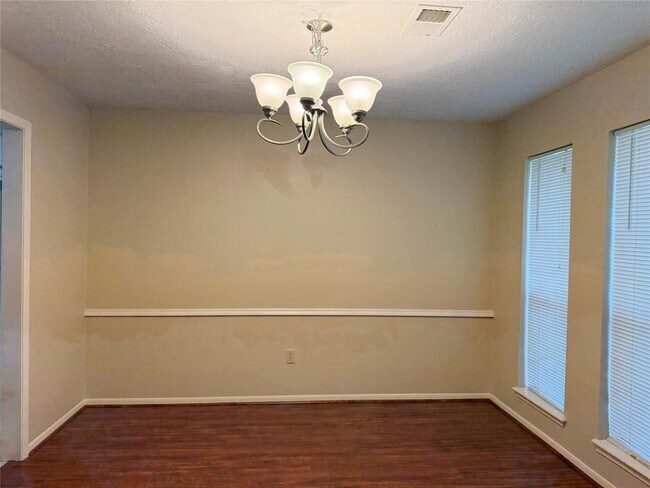 Building Photo - 13430 Exton Ln